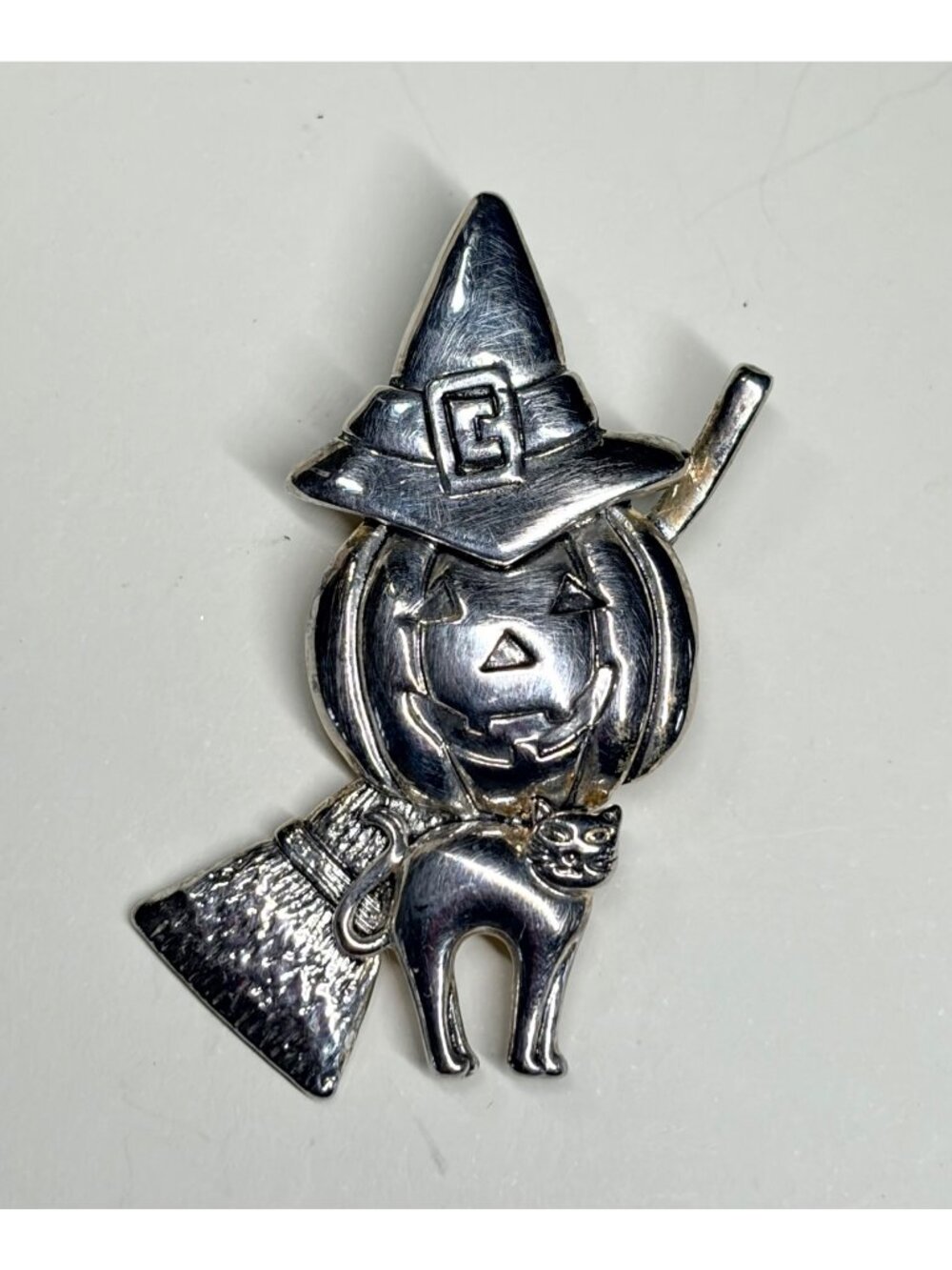 Vintage Signed MJ Halloween Pumpkin Black Cat Witch Hat Broom Brooch Pin 3"